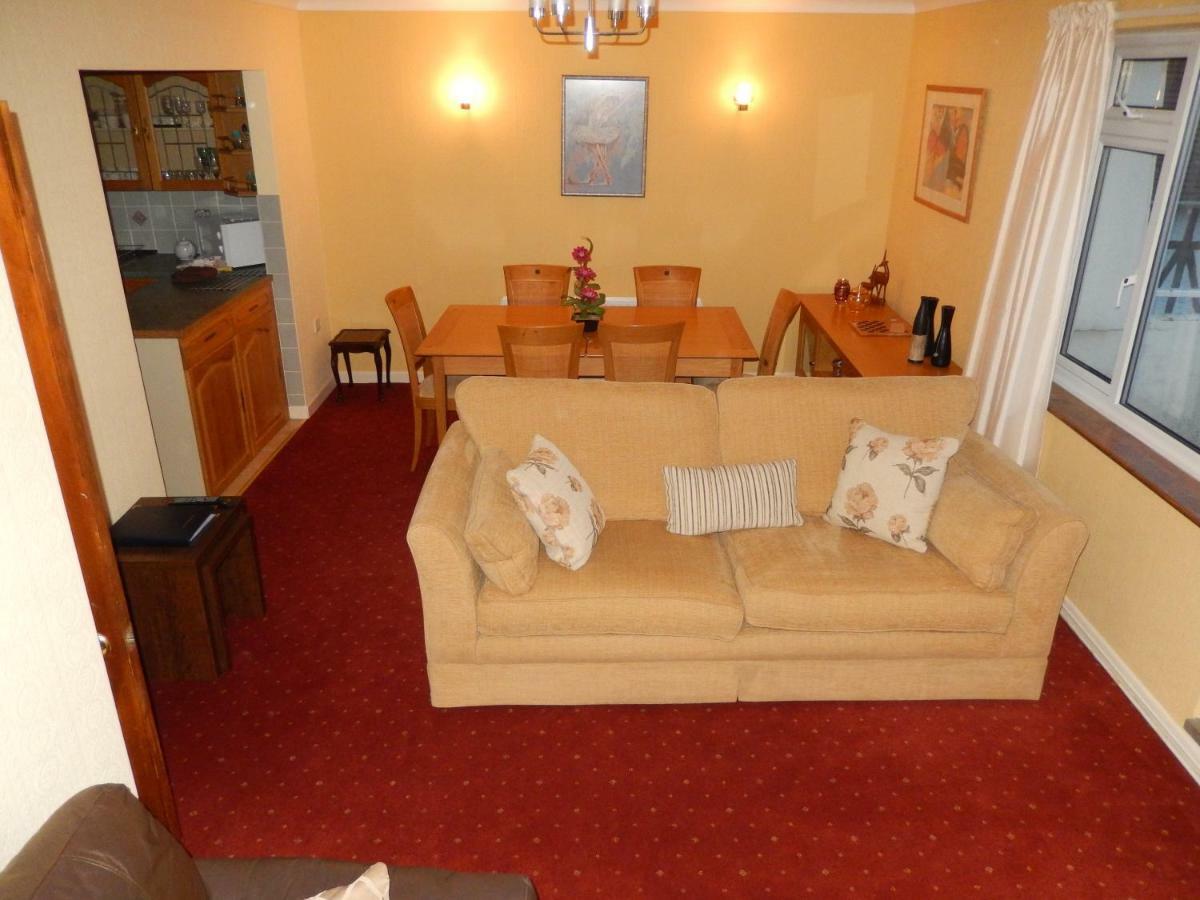 Gables Court Holiday Apartments Swanage Buitenkant foto